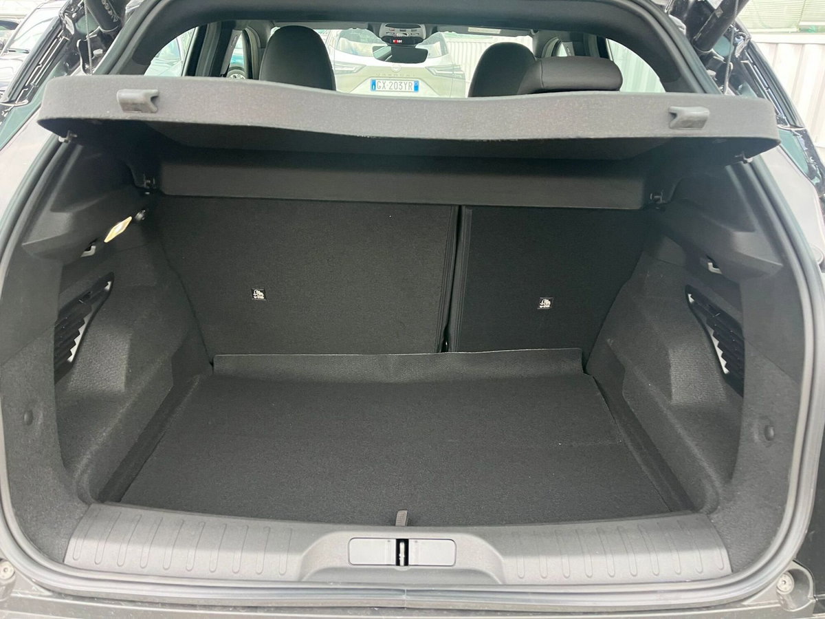 Alfa Romeo Junior 1.2 ibrida 145cv edct6 (11)