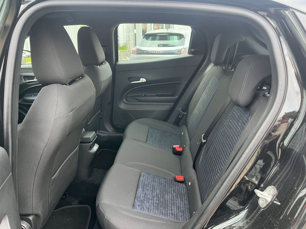 Alfa Romeo Junior 1.2 ibrida 145cv edct6 (17)