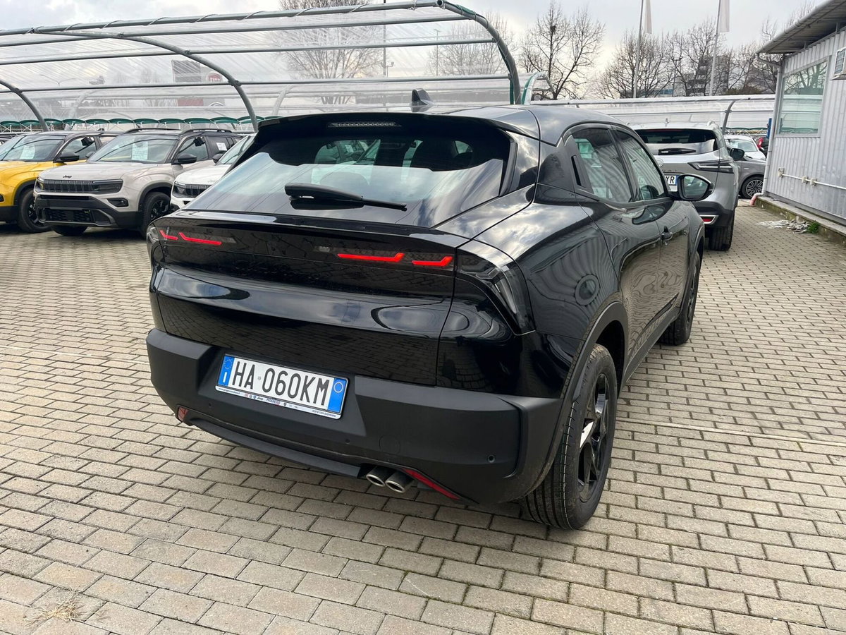 Alfa Romeo Junior 1.2 ibrida 145cv edct6 (6)