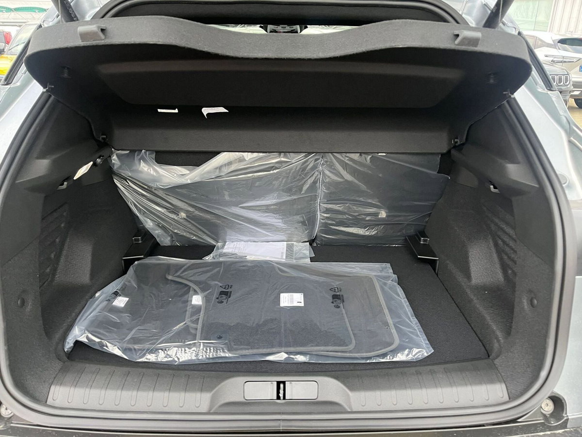 Alfa Romeo Junior 1.2 ibrida Speciale 145cv edct6 (12)