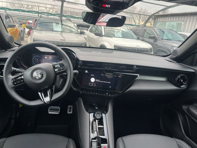 Alfa Romeo Junior 1.2 ibrida Speciale 145cv edct6 (13)