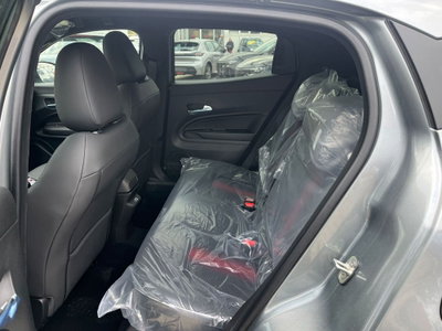 Alfa Romeo Junior 1.2 ibrida Speciale 145cv edct6 (17)