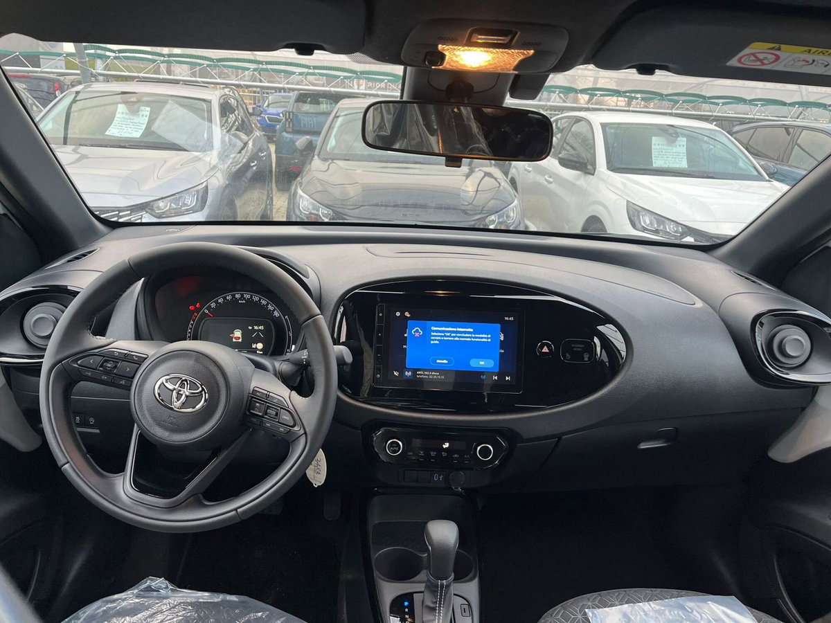 Toyota Aygo X 1.0 Trend Air 72cv s-cvt (12)