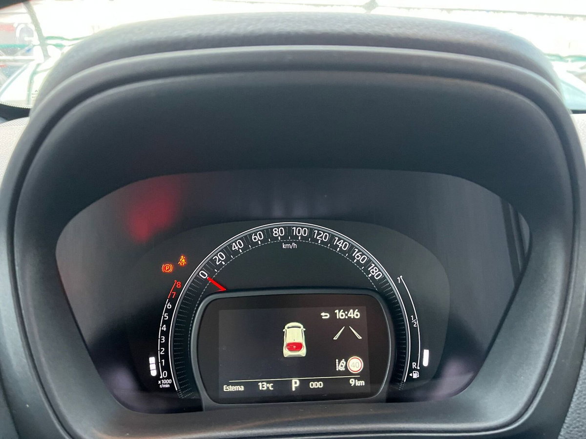 Toyota Aygo X 1.0 Trend Air 72cv s-cvt (20)