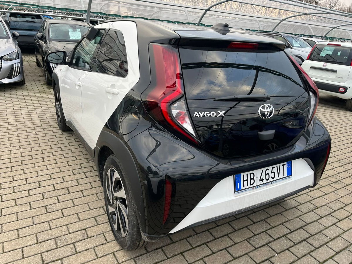 Toyota Aygo X 1.0 Trend Air 72cv s-cvt (6)