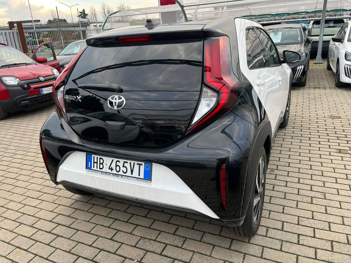 Toyota Aygo X 1.0 Trend Air 72cv s-cvt (7)