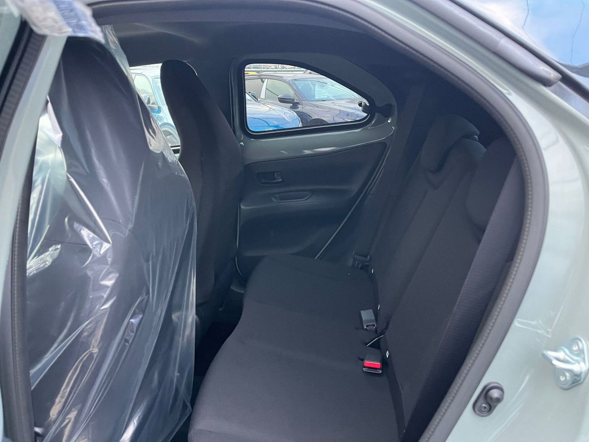 Toyota Aygo X 1.0 Trend Air 72cv s-cvt (16)