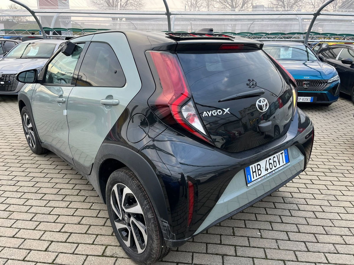 Toyota Aygo X 1.0 Trend Air 72cv s-cvt (5)