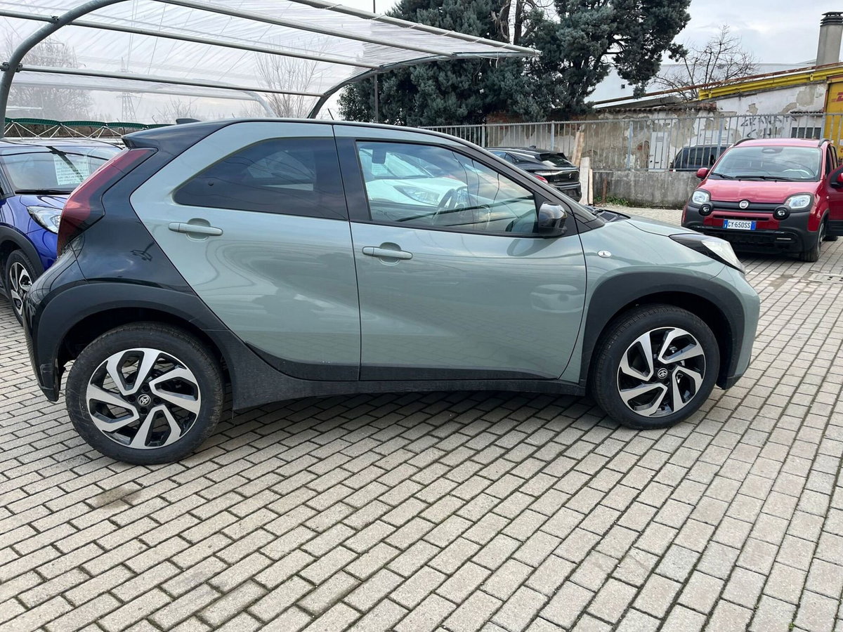 Toyota Aygo X 1.0 Trend Air 72cv s-cvt (7)