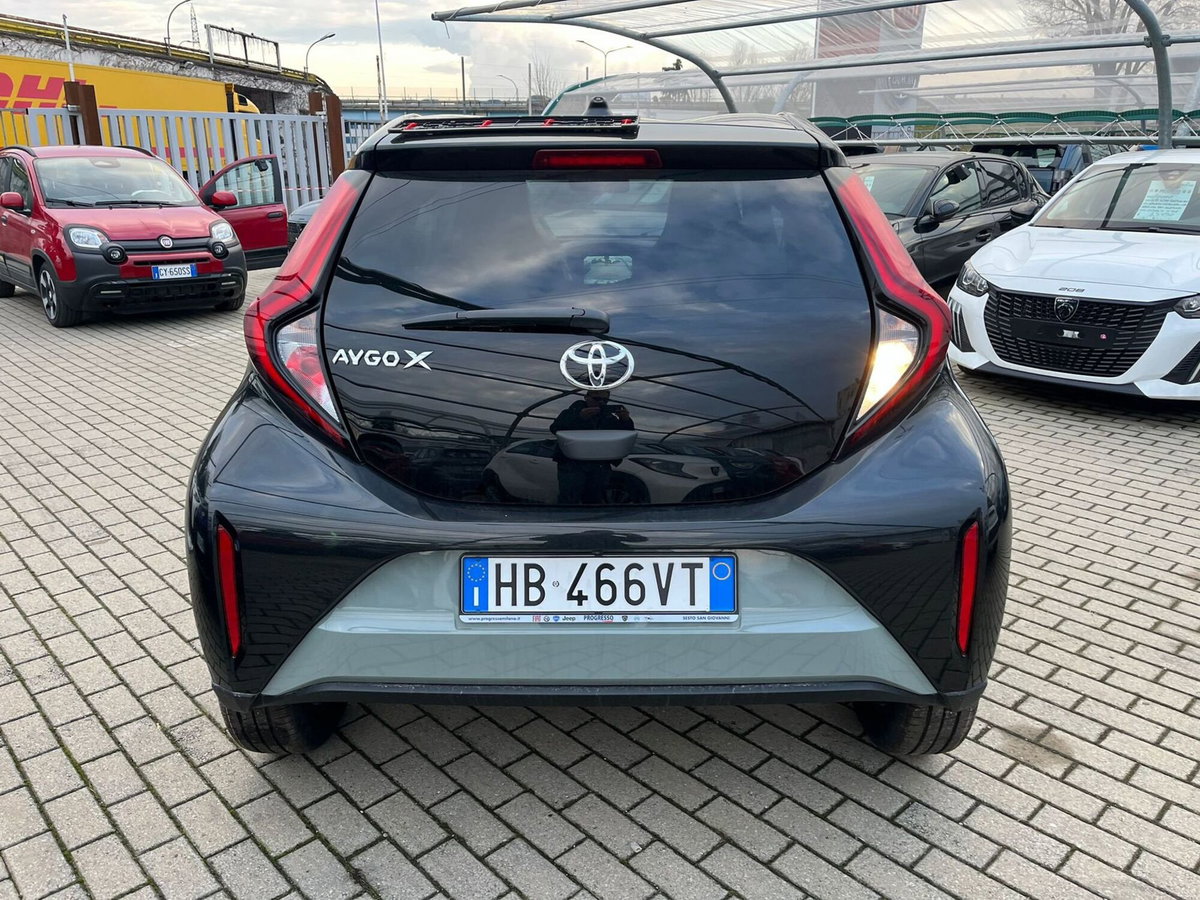 Toyota Aygo X 1.0 Trend Air 72cv s-cvt (8)