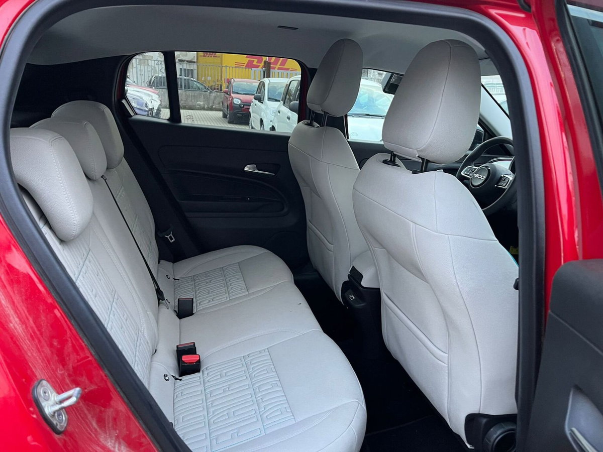 Fiat 600 1.2 hybrid La Prima 145cv auto (14)