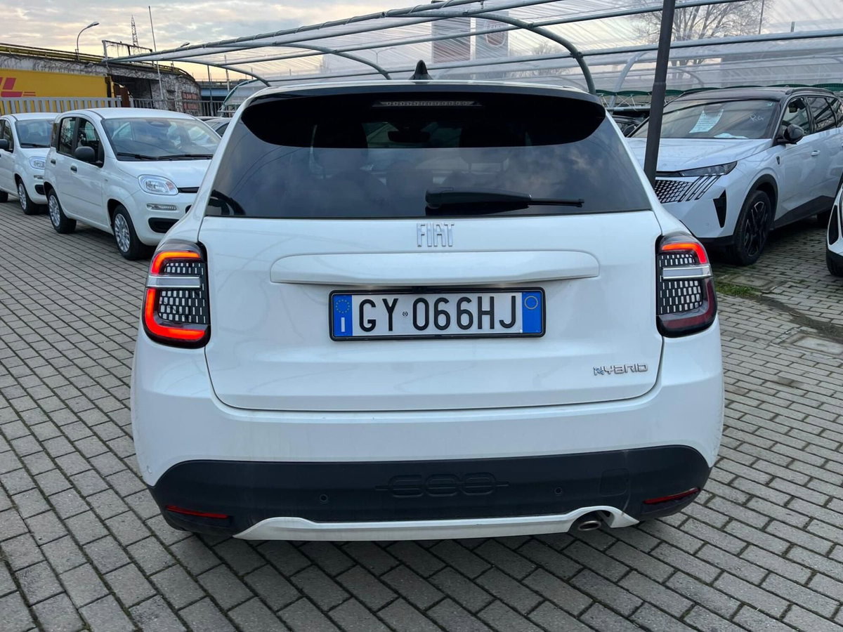 Fiat 600 1.2 hybrid La Prima 145cv auto (7)