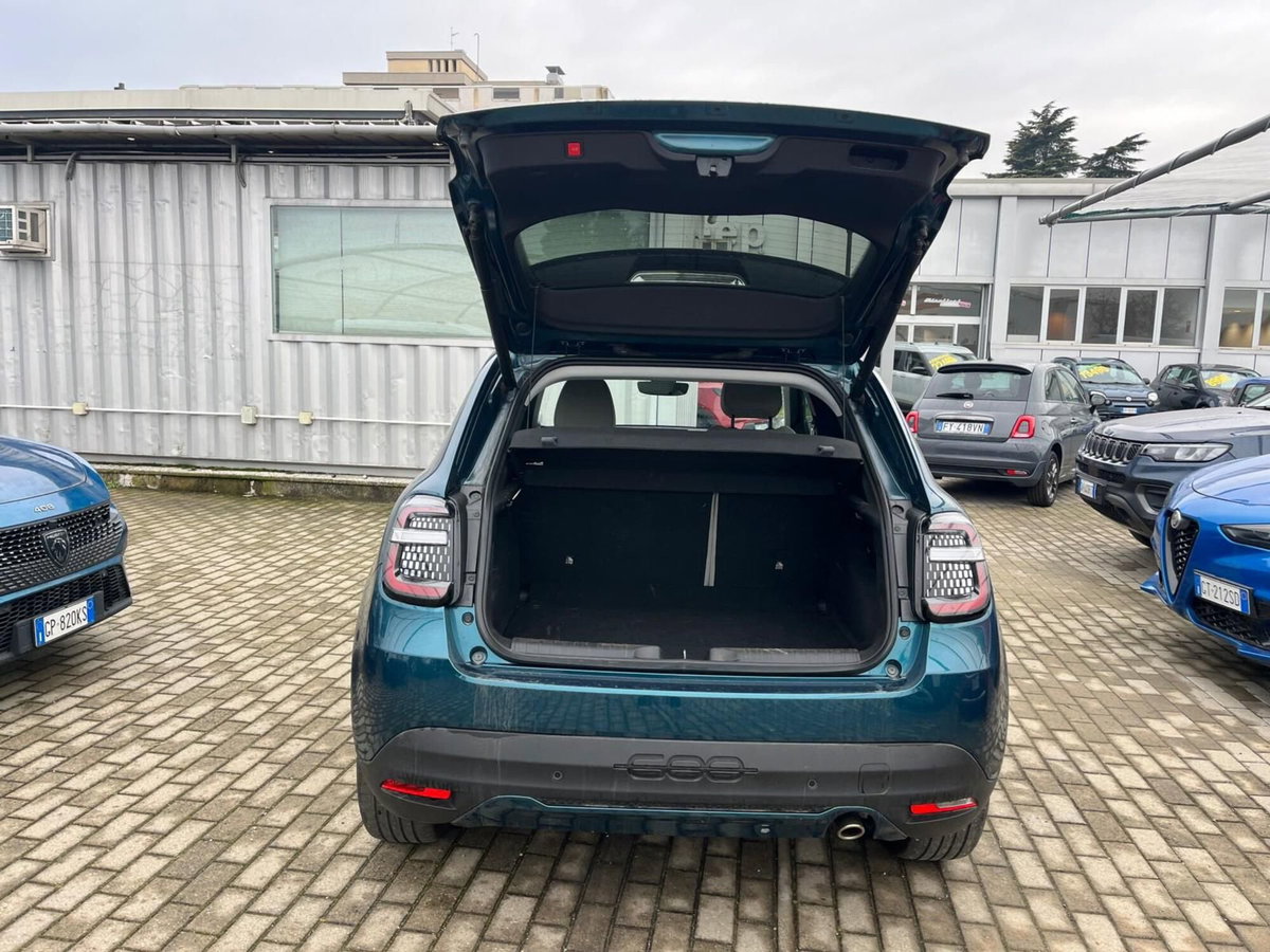 Fiat 600 1.2 hybrid La Prima 110cv auto (10)