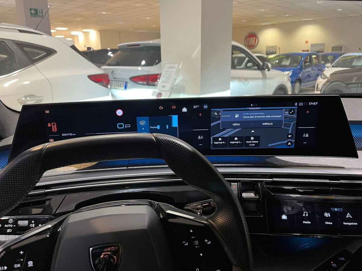 Peugeot 3008 73 kWh GT (17)