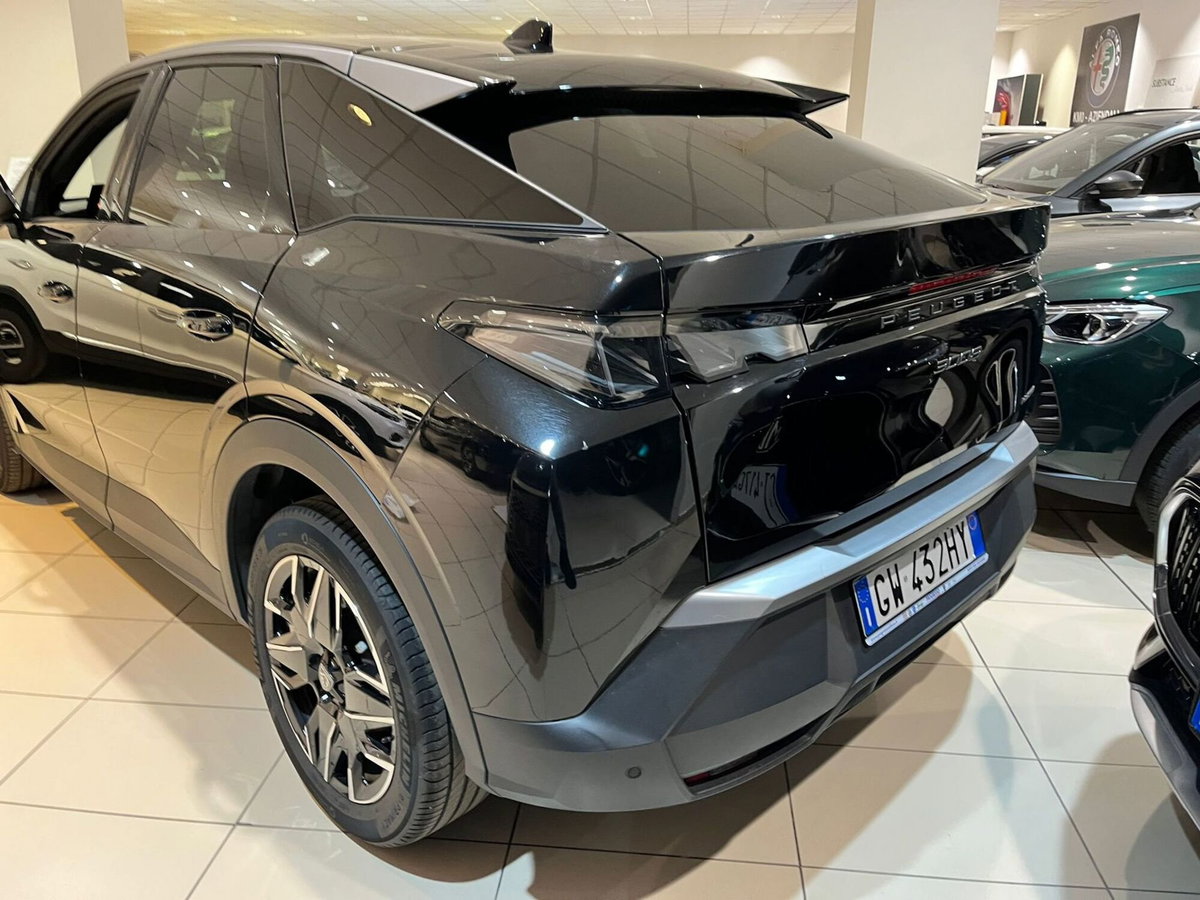 Peugeot 3008 73 kWh GT (7)