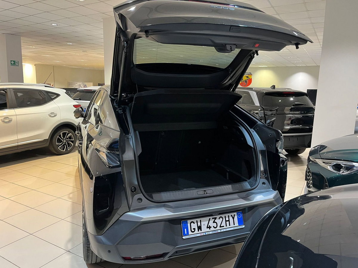 Peugeot 3008 73 kWh GT (9)