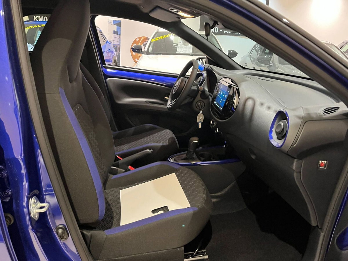 Toyota Aygo X 1.0 Trend Air 72cv s-cvt (14)