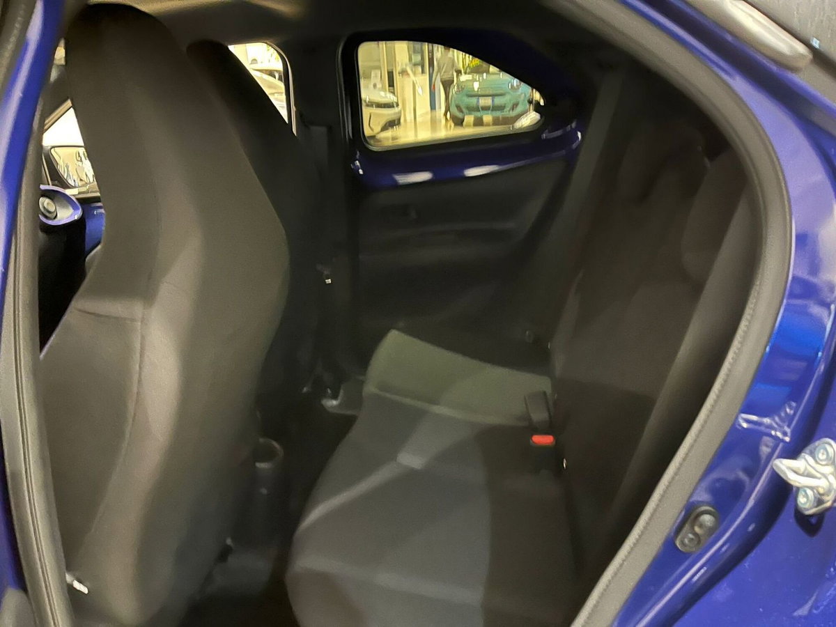 Toyota Aygo X 1.0 Trend Air 72cv s-cvt (15)