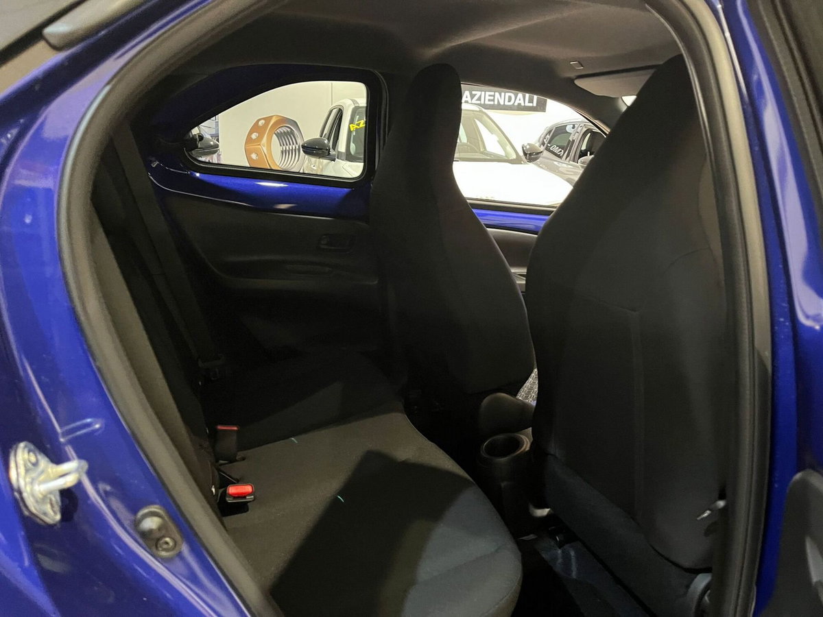 Toyota Aygo X 1.0 Trend Air 72cv s-cvt (16)