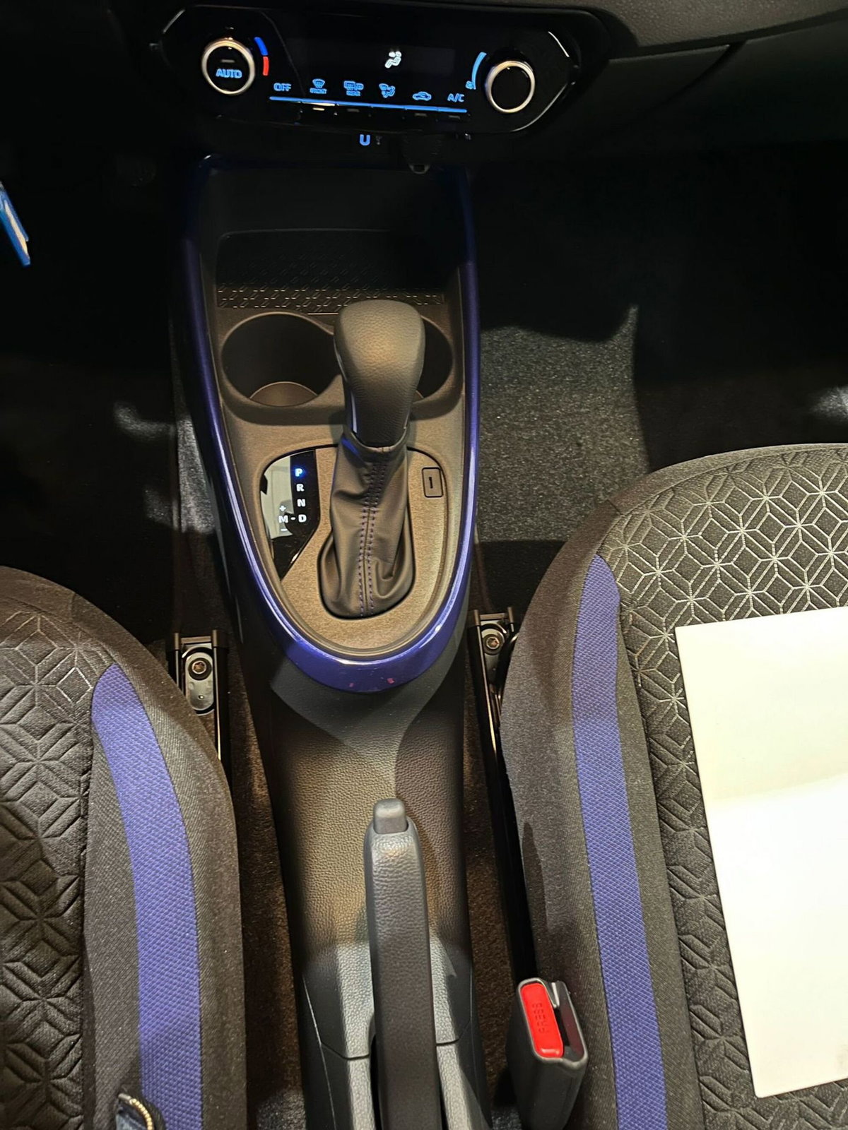 Toyota Aygo X 1.0 Trend Air 72cv s-cvt (17)