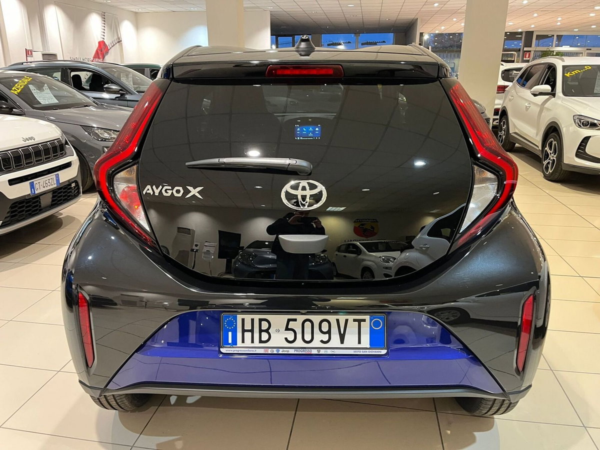 Toyota Aygo X 1.0 Trend Air 72cv s-cvt (8)