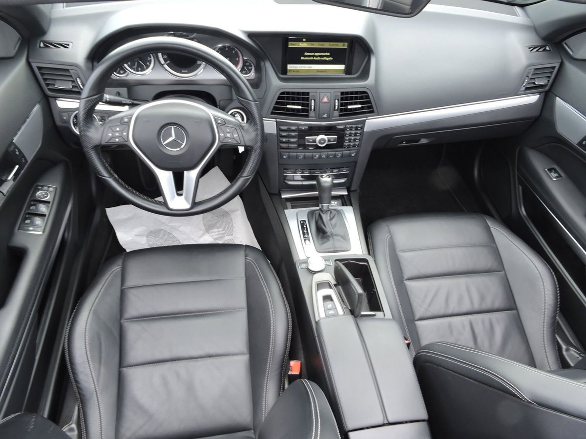 Mercedes-Benz Classe E Cabrio 220 CDI Cabrio BlueEFFICIENCY (11)