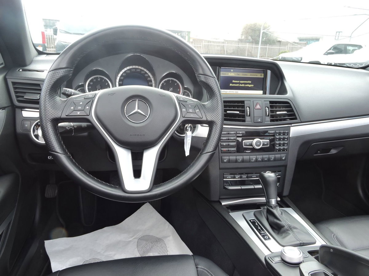 Mercedes-Benz Classe E Cabrio 220 CDI Cabrio BlueEFFICIENCY (12)
