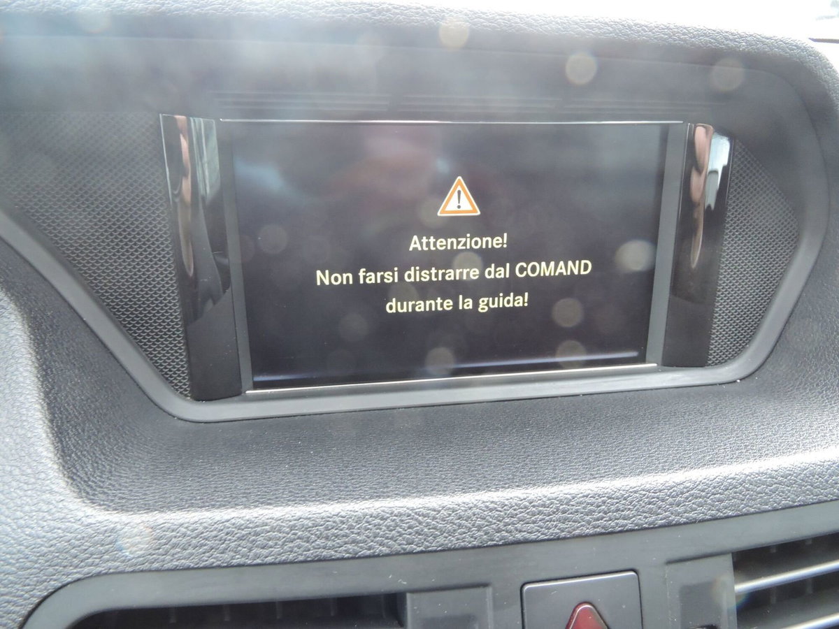 Mercedes-Benz Classe E Cabrio 220 CDI Cabrio BlueEFFICIENCY (16)
