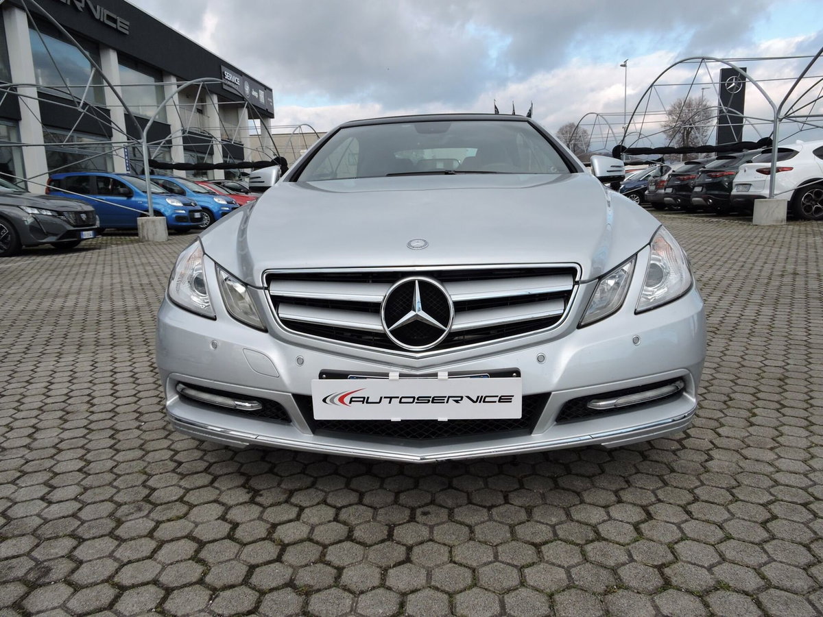 Mercedes-Benz Classe E Cabrio 220 CDI Cabrio BlueEFFICIENCY (2)