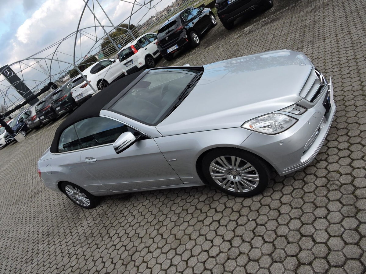 Mercedes-Benz Classe E Cabrio 220 CDI Cabrio BlueEFFICIENCY (3)