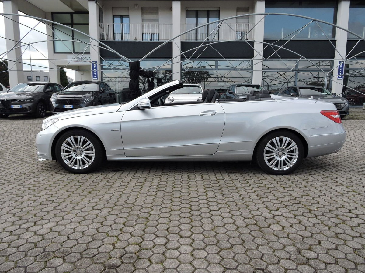 Mercedes-Benz Classe E Cabrio 220 CDI Cabrio BlueEFFICIENCY (5)