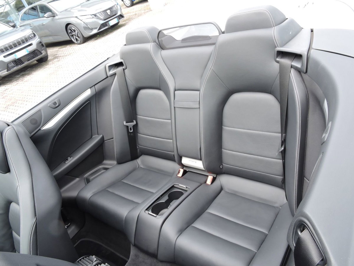 Mercedes-Benz Classe E Cabrio 220 CDI Cabrio BlueEFFICIENCY (9)