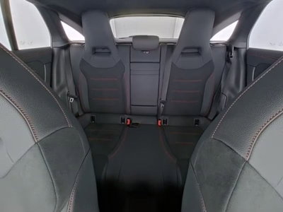 Mercedes-Benz CLA Shooting Brake EQ 350 AMG Line Premium Plus 4matic (8)