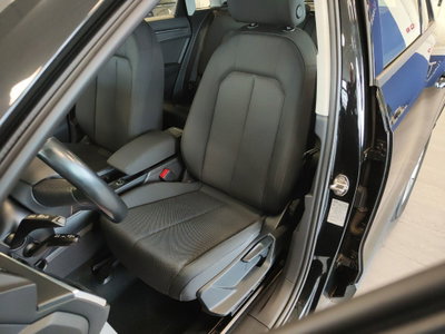 Audi Q3 35 TDI quattro S tronic (4)