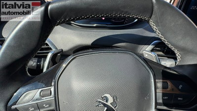 Peugeot 3008 BlueHDi 130 S&S EAT8 Allure Pack (14)