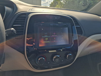 Renault Captur 1.5 dCi 8V 110 CV Start&Stop Energy R-Link (13)