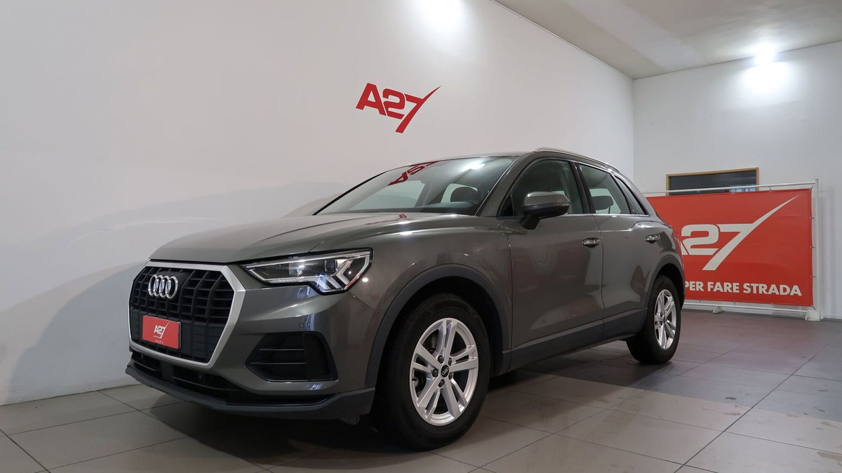 Audi Q3 35 TDI quattro S tronic Business
