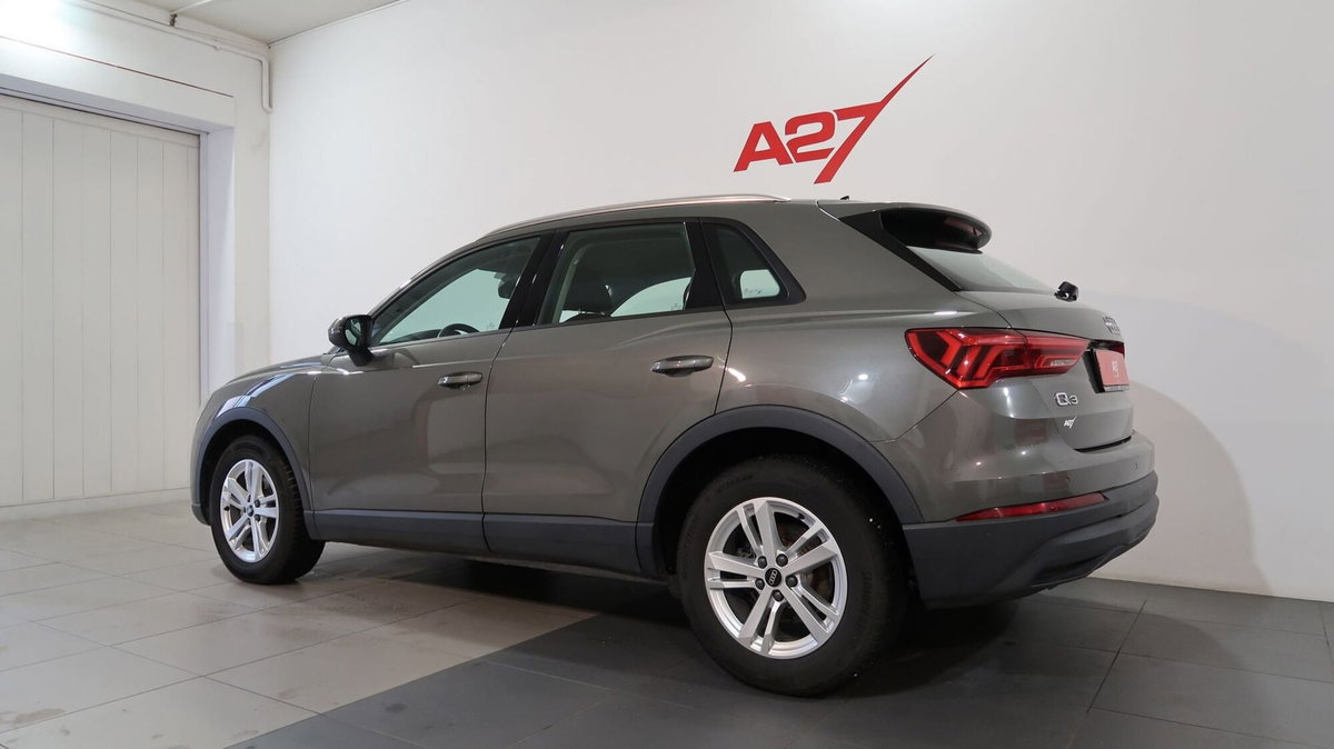 Audi Q3 35 TDI quattro S tronic Business (13)