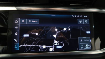 Audi Q3 35 TDI quattro S tronic Business (4)