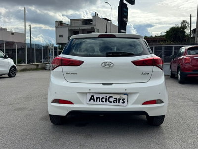 Hyundai i20 1.1 CRDi 12V 5 porte Style (15)