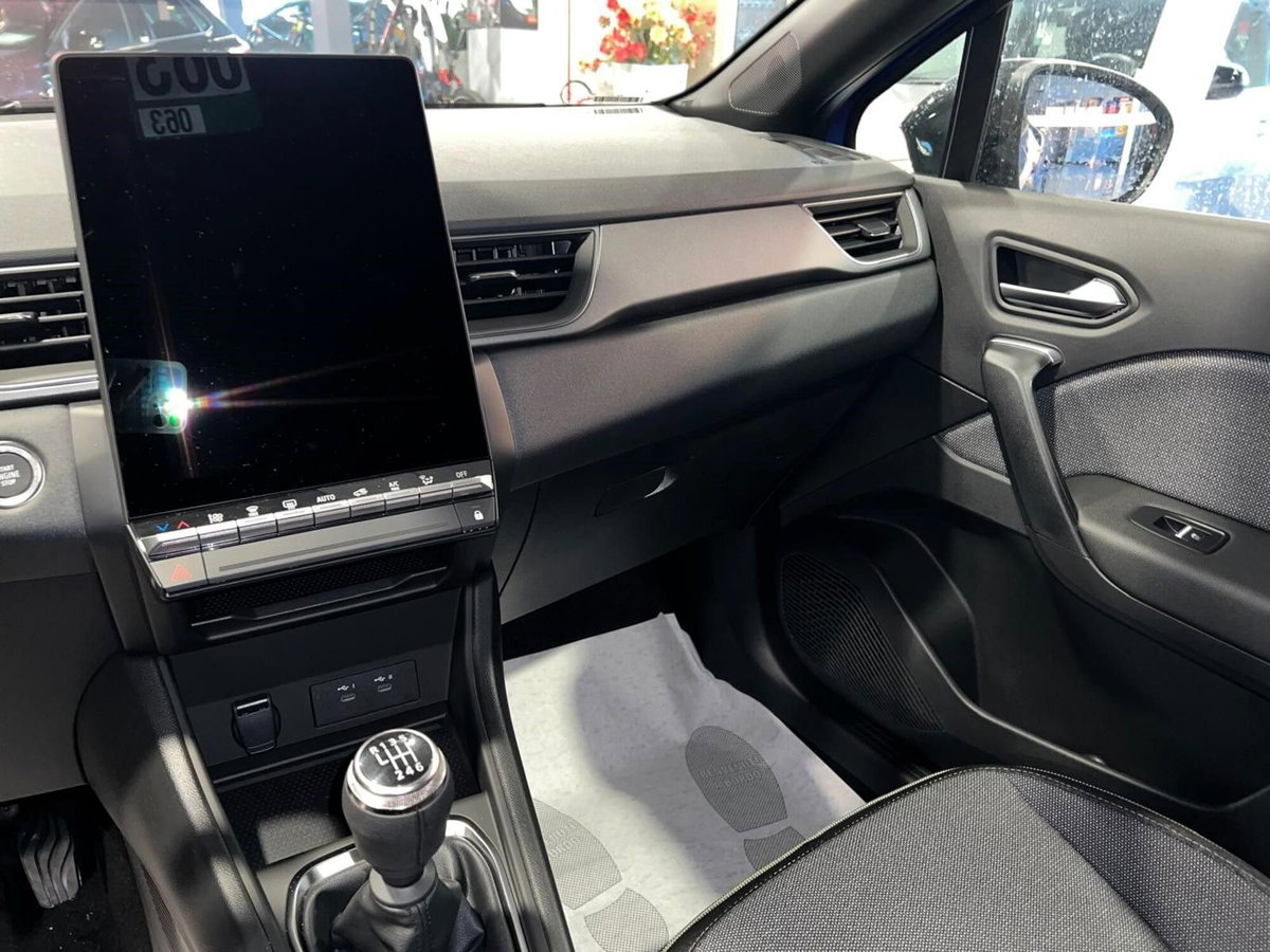 Renault Captur 1.0 eco-g Techno 100cv (10)