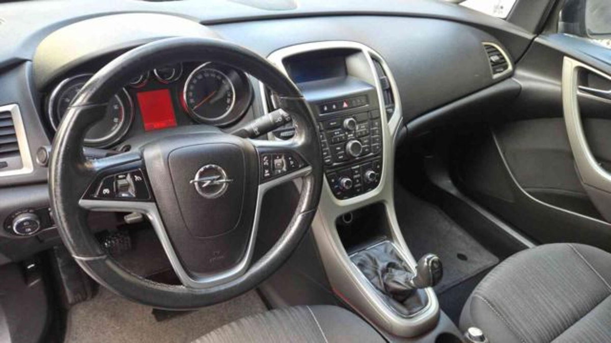 Opel Astra Station Wagon 1.3 CDTI 95CV S&S Sports Cosmo (6)