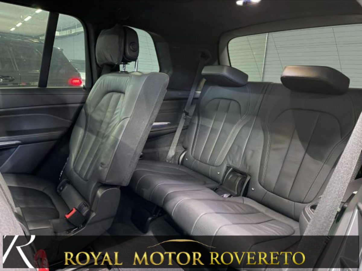 BMW X7 xDrive30d (11)