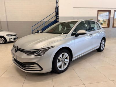 Volkswagen Golf Variant 1.0 eTSI EVO DSG Life usata