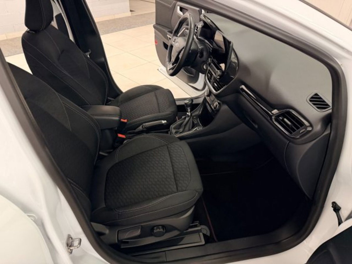 Ford Puma 1.0 EcoBoost Hybrid 125 CV S&S aut. Titanium X (13)