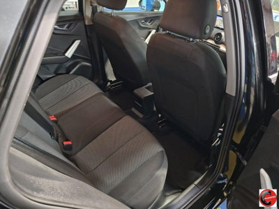 Audi Q2 Q2 1.6 TDI S tronic Design (11)
