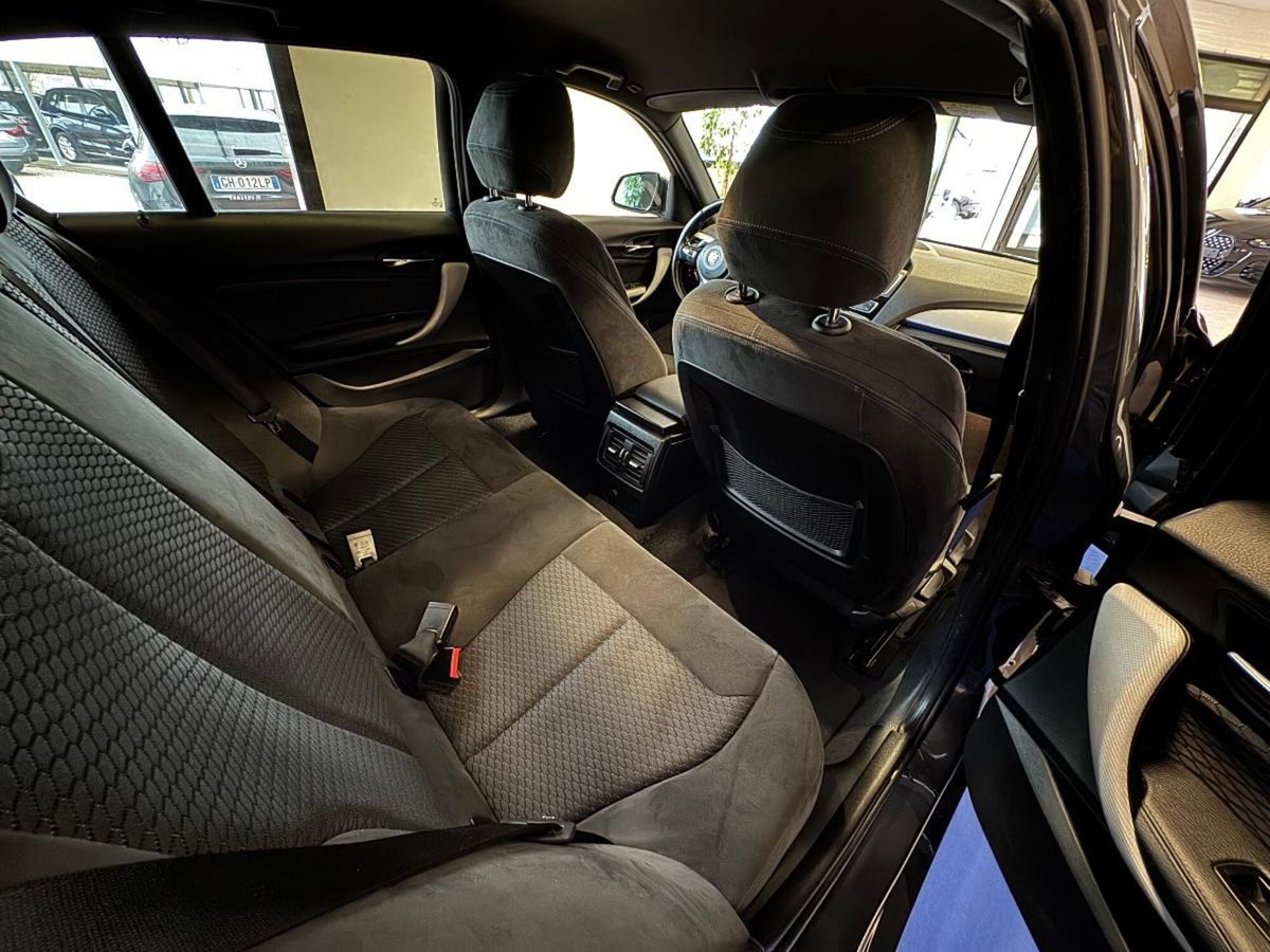 BMW Serie 1 5p. 125d 5p. Msport (12)