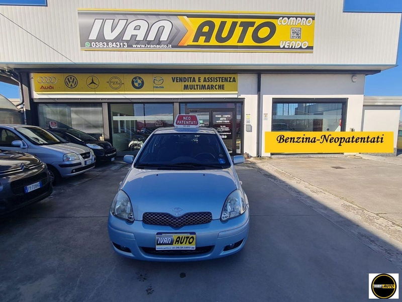 Toyota Yaris 16V cat 5 porte Luna