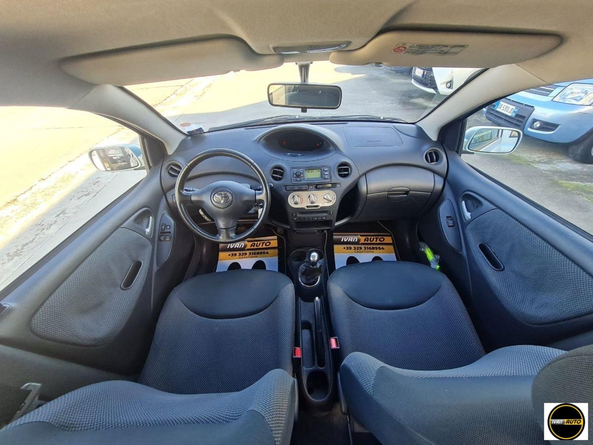 Toyota Yaris 16V cat 5 porte Luna (11)