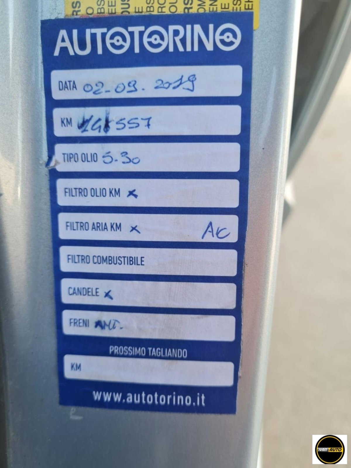 Toyota Yaris 16V cat 5 porte Luna (15)
